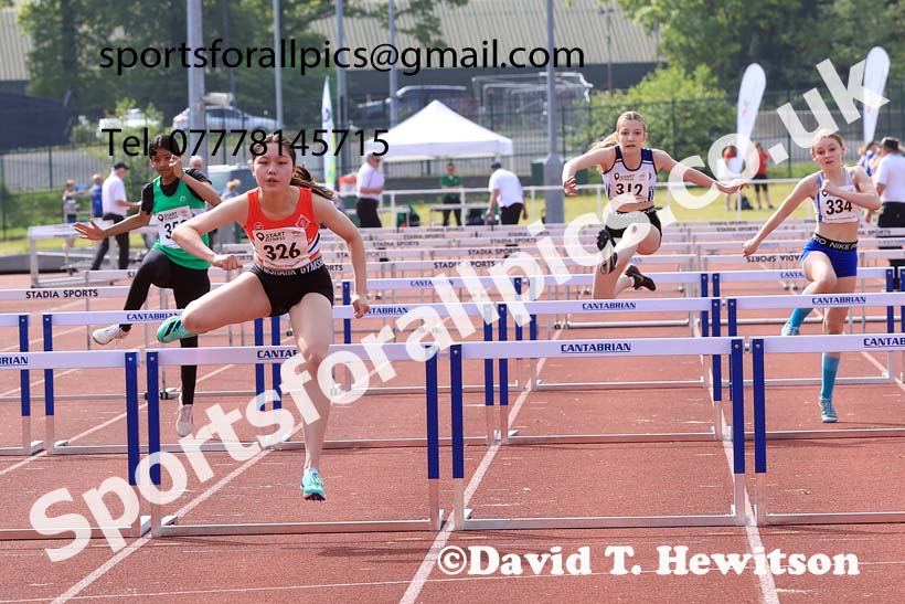 Girls Under-15s Hurdles, 2024 North Eastern Track and Field Champs., Middlesbrough.  Photo: David T. Hewitson/Sports for All Pics